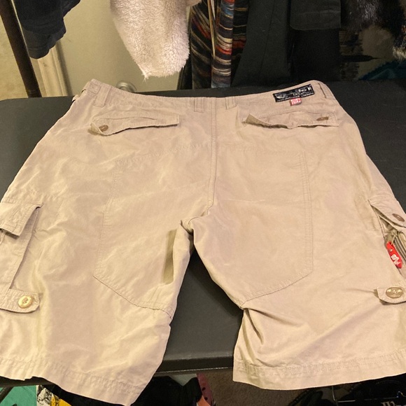 Lost Khaki Cargo shorts Adjustable waist 36 - Picture 7 of 9